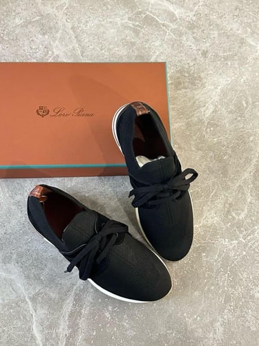 شوز لوروبيانا