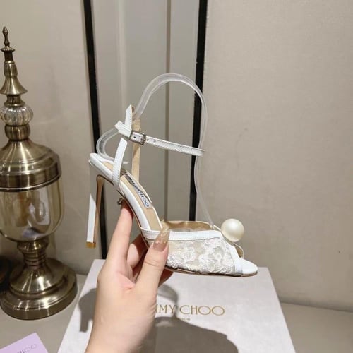 هيلز عرايس ابيض