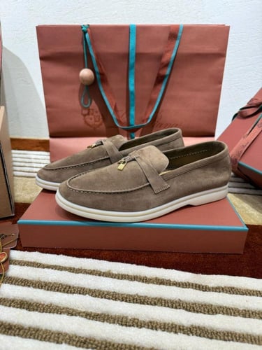 لوفر لوروبيانا