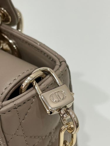 شنطة ديور بيج