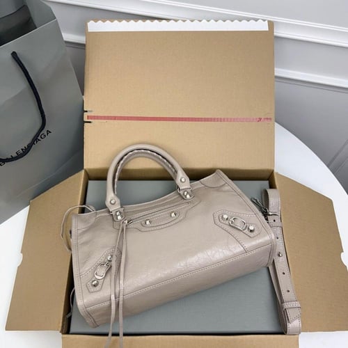 شنطة بالنسياقا 30cm