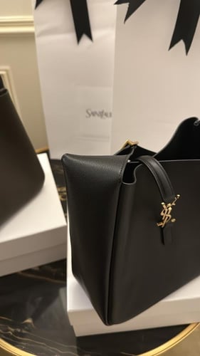 شنطة سالوران اسود