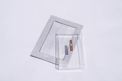 صينية نحاس بنقش شرقي وعبارة مرحبا بالضيوف مع غطاء...