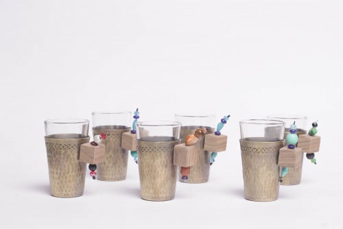 بيالات شاي نحاس ذهبي مع مسكة خرز 6 حبات