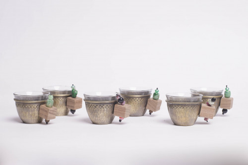 فناجيل قهوة ذهبي بالخرز 6 حبات