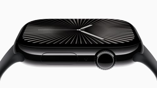 ساعة ابل الجيل العاشر Apple Watch Series 10 مستخدم...