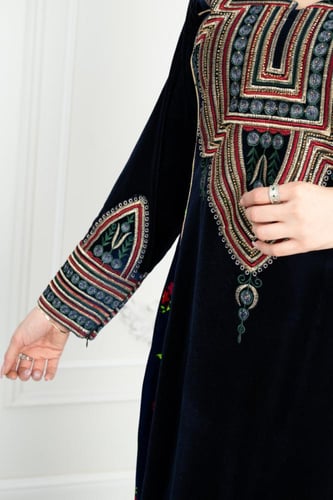 جلابيه مخمل تراثيه ست الحبايب