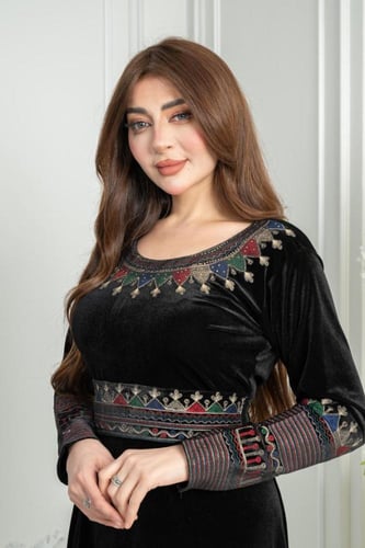 فستان مخمل تراثي ريفا