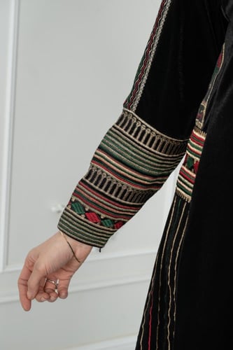 جلابيه مخمل ثراثي بشت بسحاب