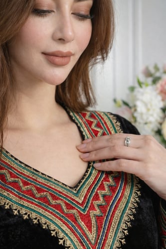 فستان مخمل تراثي نوف