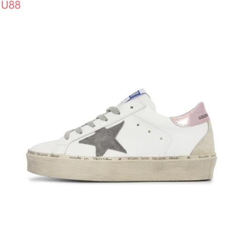 Superstar Low Top Sneaker GOLDEN GOOSE