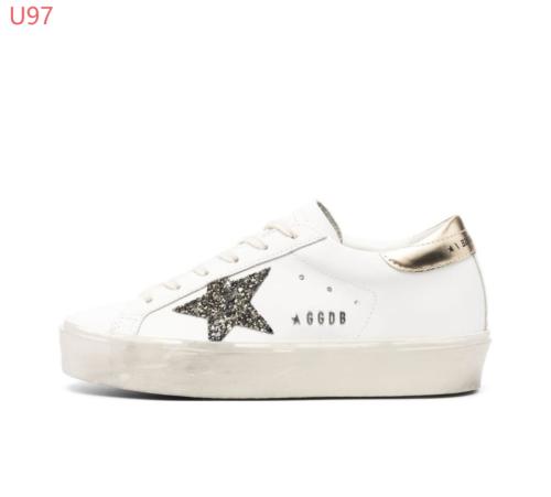 Superstar Low Top Sneaker GOLDEN GOOSE