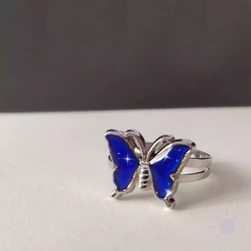 خاتم يتغير على حسب درجة الحرارة الجسم والمود