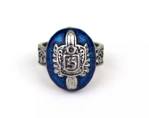 خاتم شخصية ستيفان بمسلسل TVD