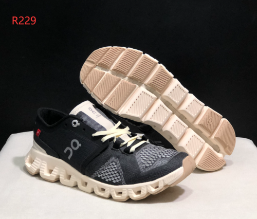On Run Cloudmonster