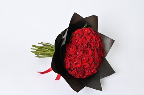 باقة الحب 50 ورده