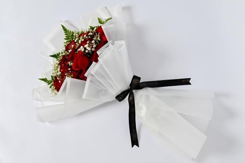 ورد أحمر جوري طبيعي