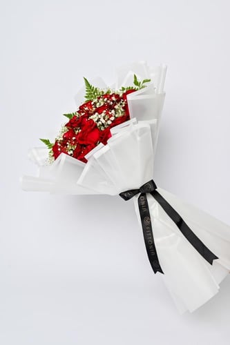 ورد أحمر جوري طبيعي