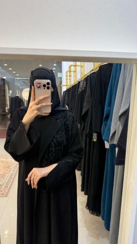 عباية بليزر كلوش