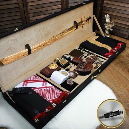 بوكسات هدايا ملكية تذكارية فاخرة ومتكاملة بتصميم خ...