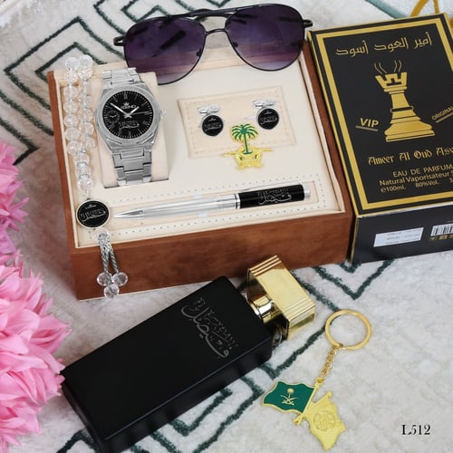 طقم ساعه رجالي مع برش و ميداليه التاسيس