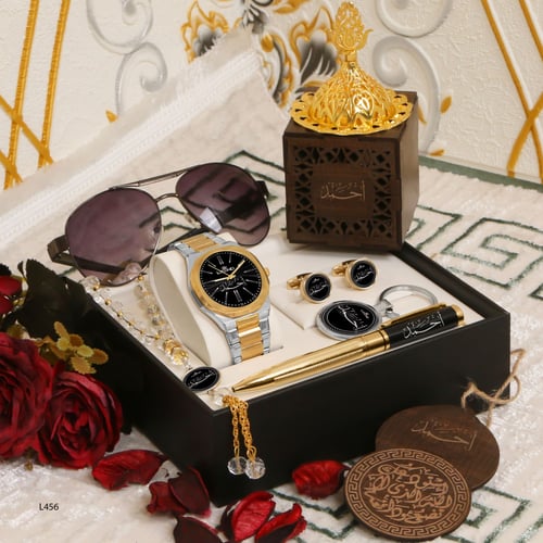 طقم ساعه بالاسم تصميم خاص