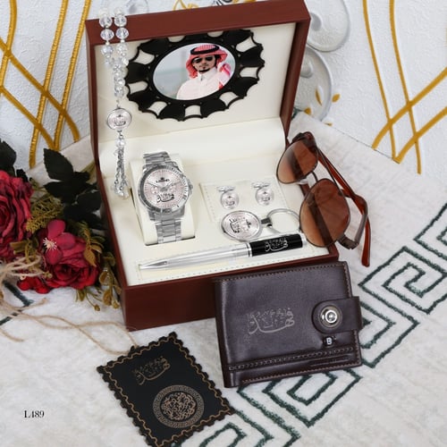 طقم هدية ساعة رجالية بالاسم