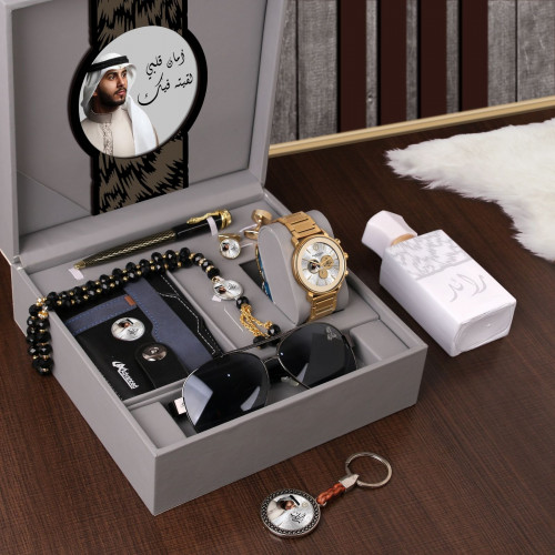 طقم ساعه تصميم عصري وانيق بالاسم