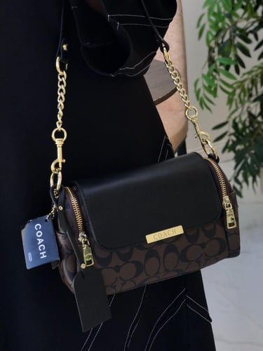 شنط ماركة كوتش