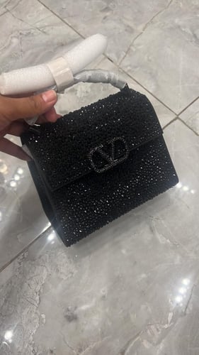 ماركة فلنتينو ماستر