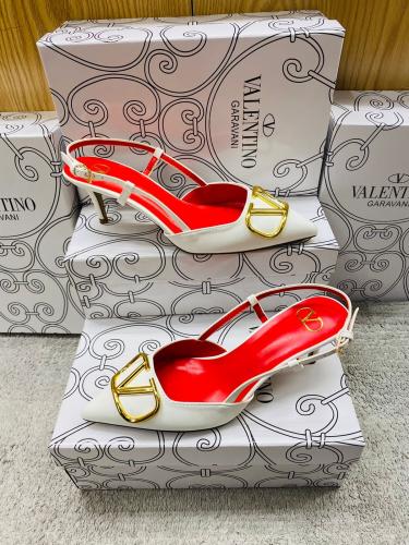 هليز ماركة فالنتينو