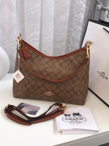 شنط ماركة كوتش