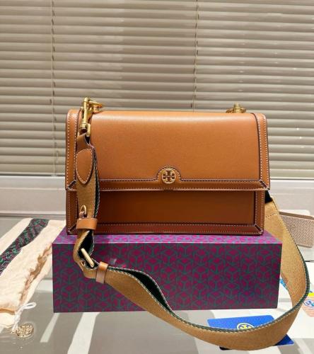 شنط ماركة توري بورش