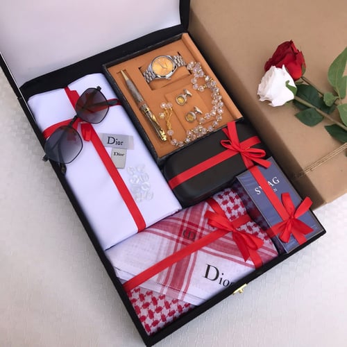 اطقم شماغ وقماش و ساعه وقلم وكبك