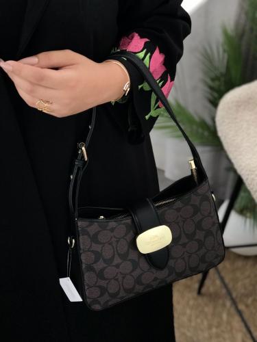 شنط ماركة كوتش