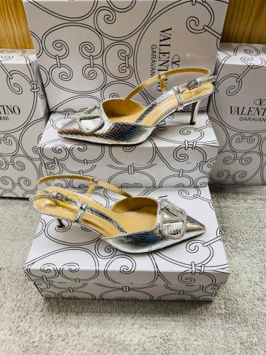 هليز ماركة فالنتينو