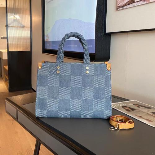 شنطة ماركة لويس فيتون