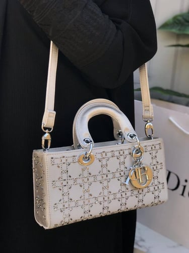 شنط ليدي ديور