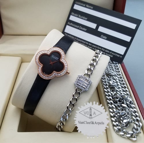 ساعات واطقم ماركة فان كليف