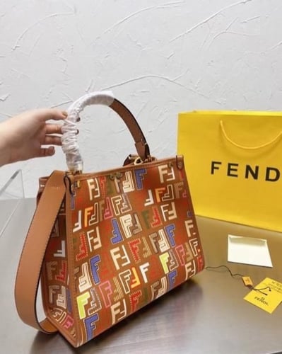 فندي - قماش - حجم متوسط