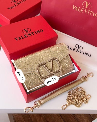 شنطة ماركة فالنتينو