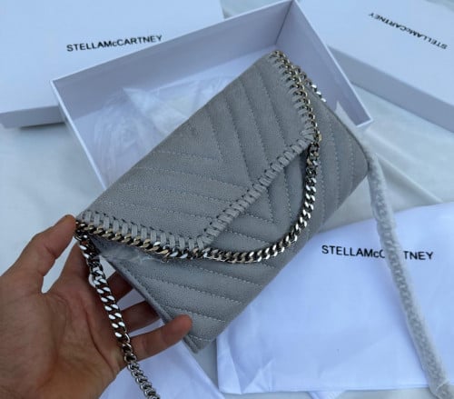 شنط ماركة ستيلا مكارتني