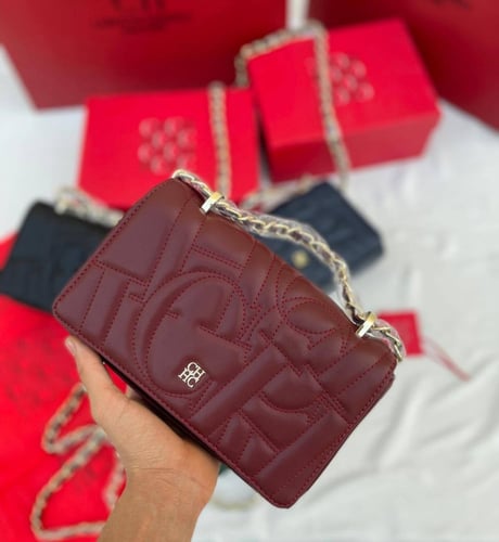 شنط ماركة كالورينا هريرا هاي كوالتي