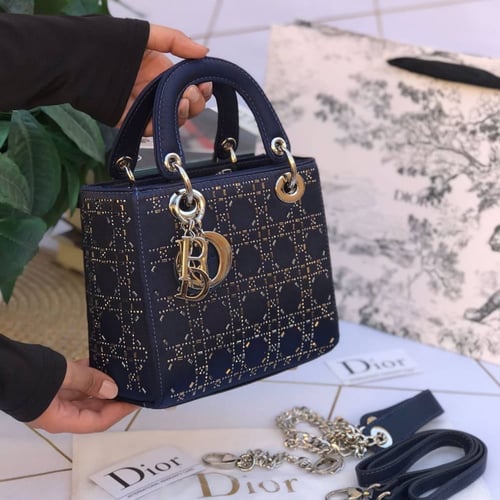 شنط ماركة ديور كريستال