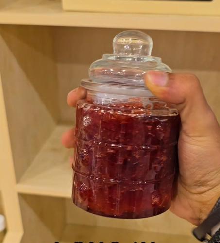 مربى الورد الطائفي