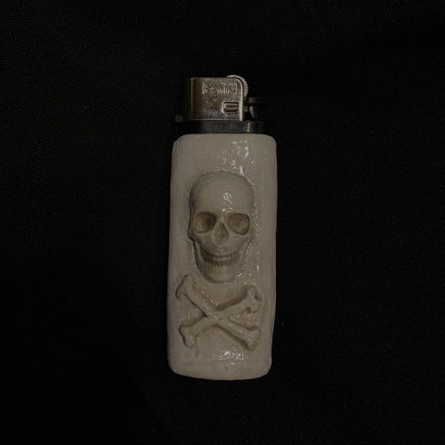 ولاعة جمجمة عمل يدوي