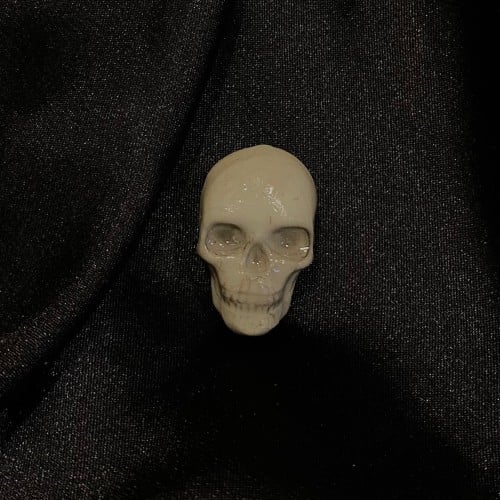 بروش جمجمة عمل يدوي