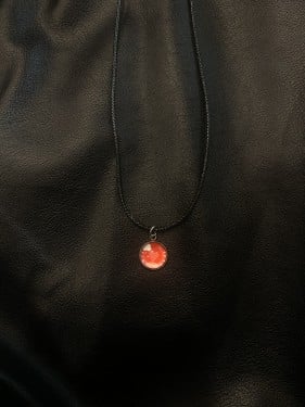 قلادة عين حجم صغير عمل يدوي