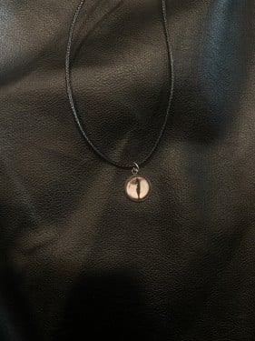 قلادة عين حجم صغير عمل يدوي