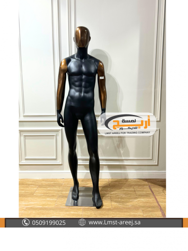 مانيكان رجالي اسود راس نحاسي